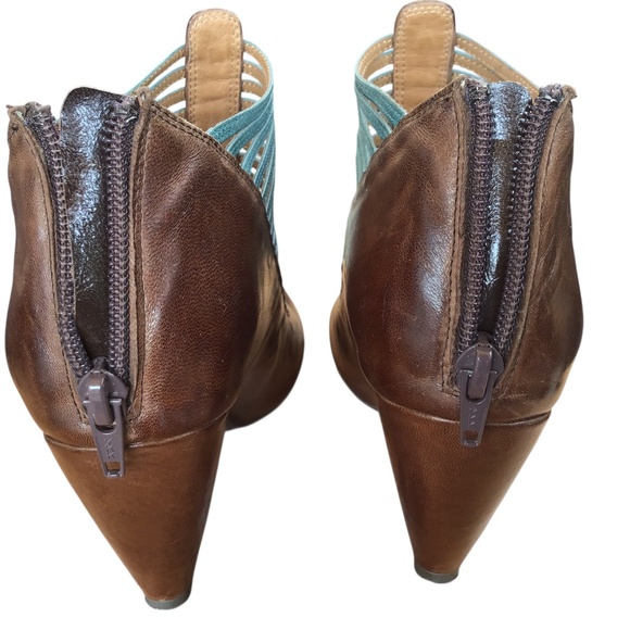 Miz Mooz Sloane Heels - Picture 12 of 16